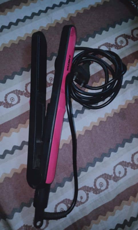 Nova Hair straightener 0