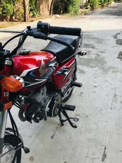 Honda CG 125. Red. Rs 207000