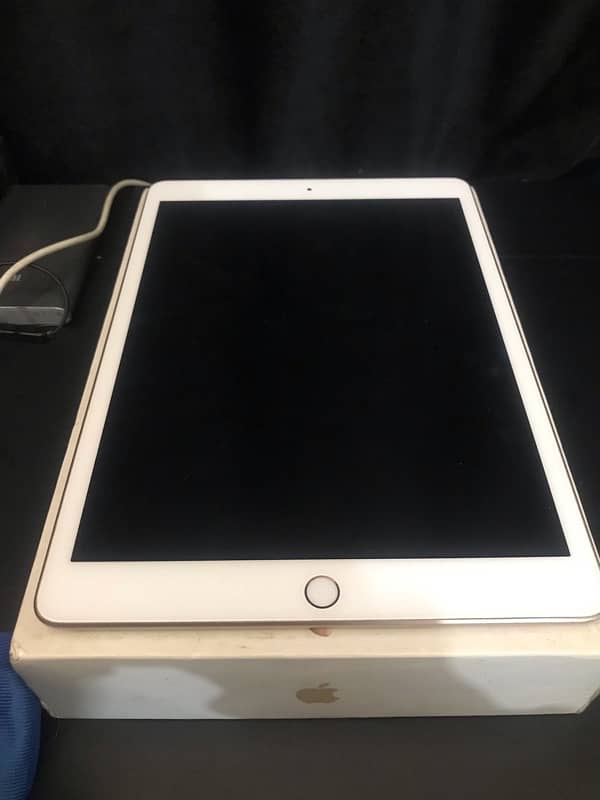 iPad 8 Generation 128Gb 9