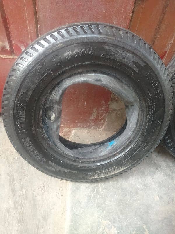 12 ke tyre Hain behtarin condition 2 mahine use hue hai 4