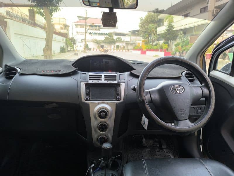 Toyota Vitz 2007 5