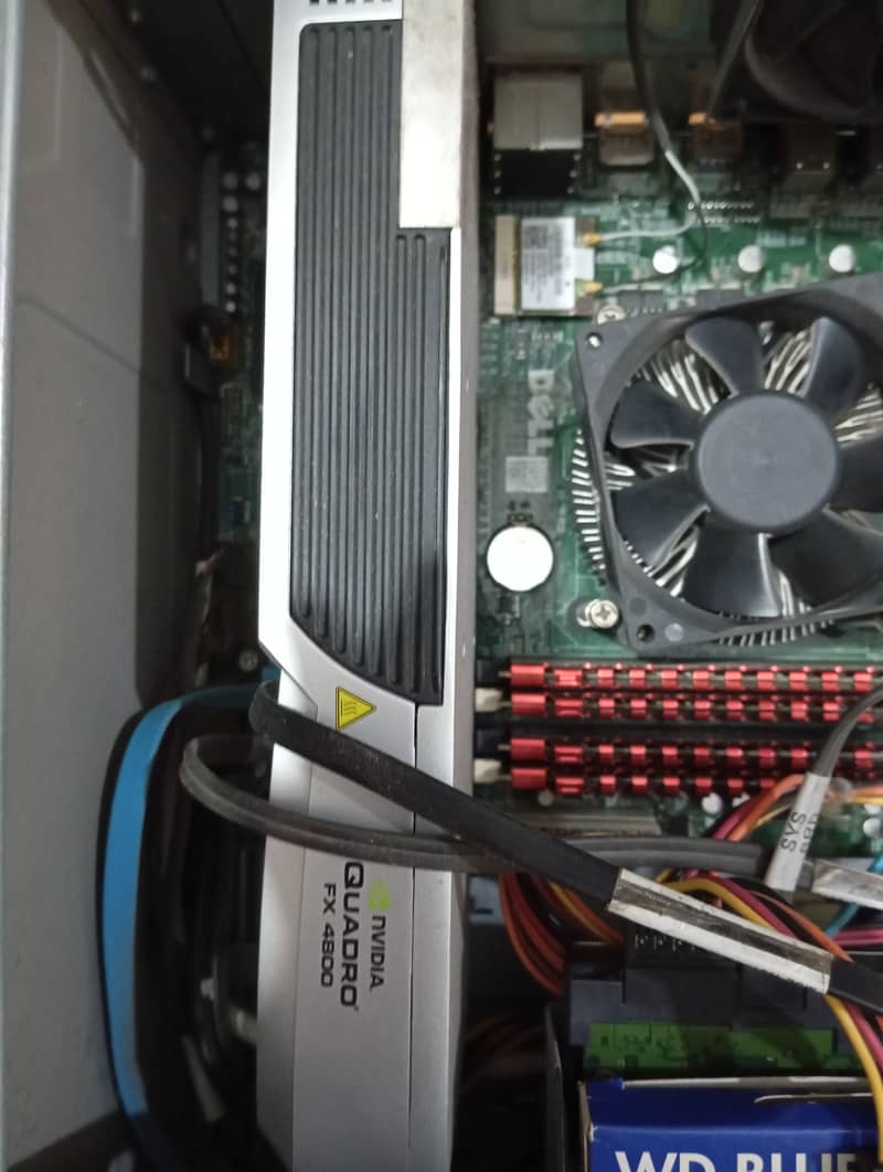 Gaming PC (DELL XPS8700 with wifi) 0