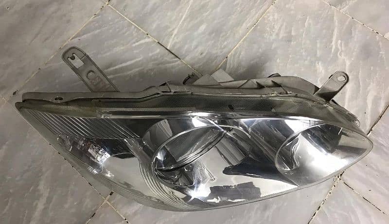 Toyota corolla 2002- 2008 Headlight 1