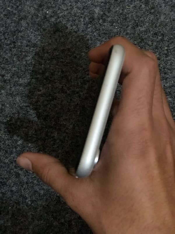 Iphone Xr 64 Gb Non Pta FU Good Condition Exchange Possible 3