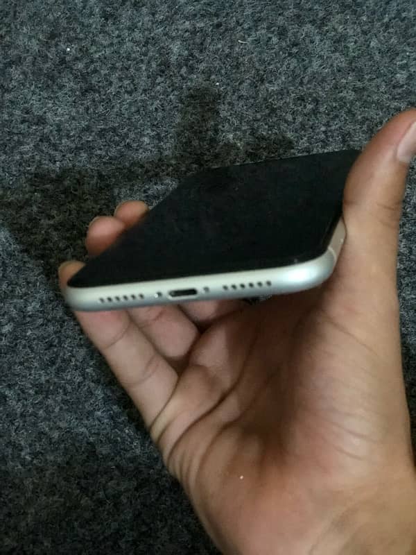 Iphone Xr 64 Gb Non Pta FU Good Condition Exchange Possible 4