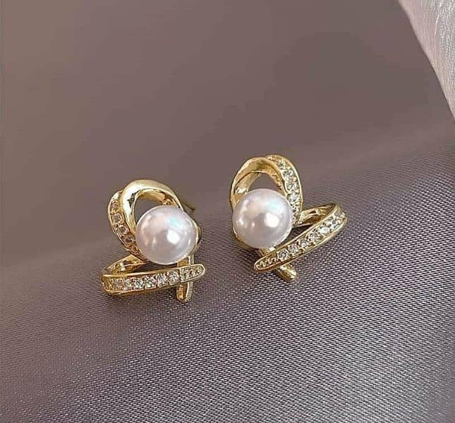 cute heart and pearl earrings 0