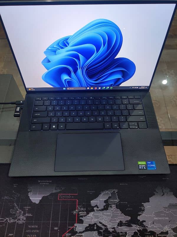 Dell XPS 15 9510 4k Touch RTX 3050 1