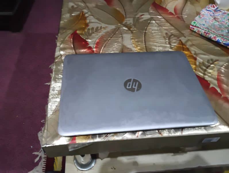 HP elite book 8gb 256gb from 2019, good for multi media consumption. 0