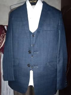 3 PCs suit