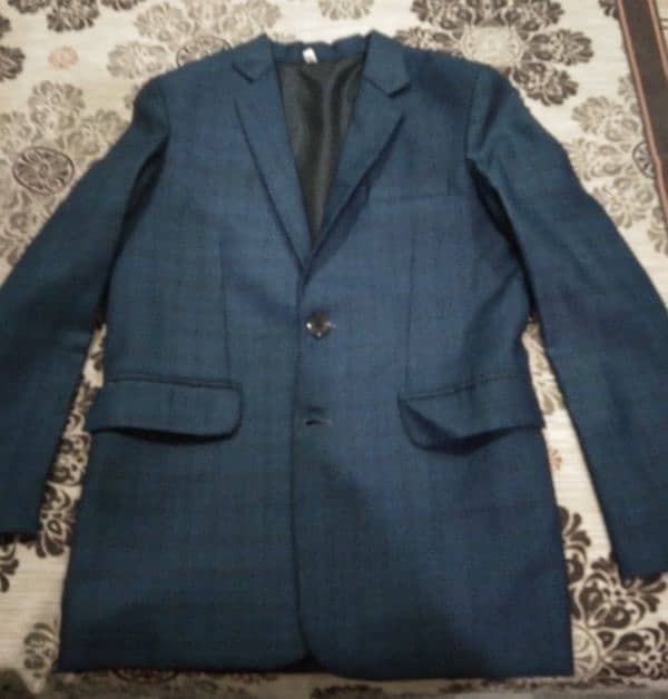 3 PCs suit 1