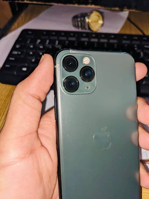 iPhone 11pro 4