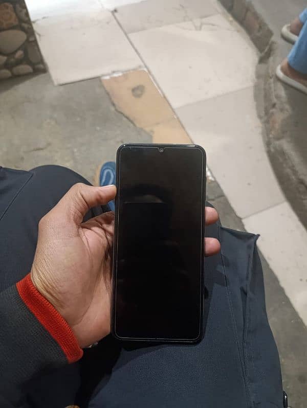 I want to sale samsung A13 4/64 10 by 10 4