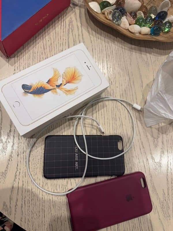 iPhone 6S Plus with Cable and adapter, PTA APPROVED- (32GB) 5