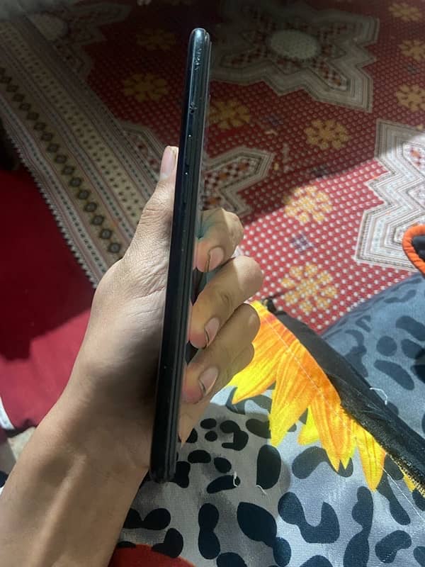 Samsung a10s 4