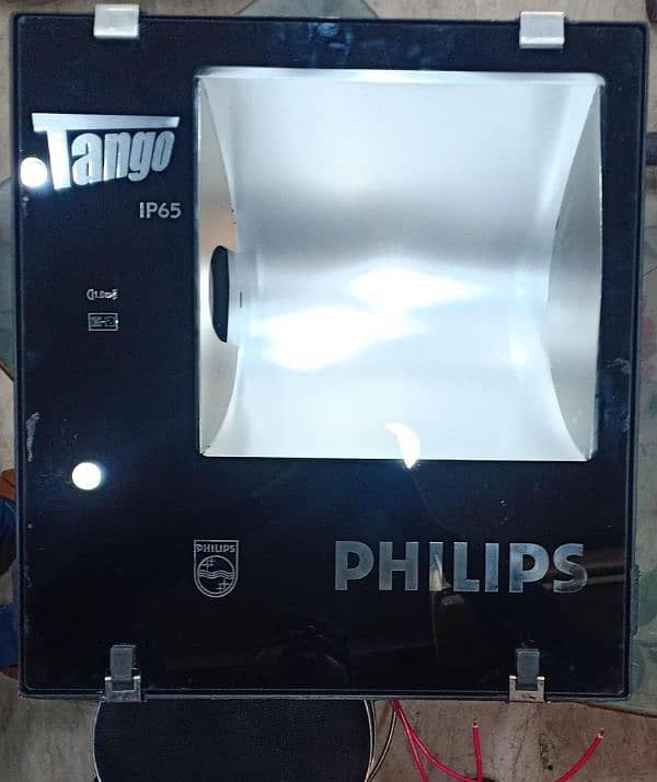 Philips   tango light 400w 0