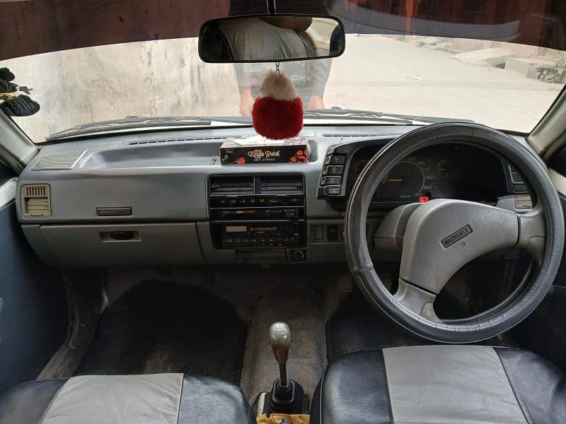 Suzuki Khyber 1997 4