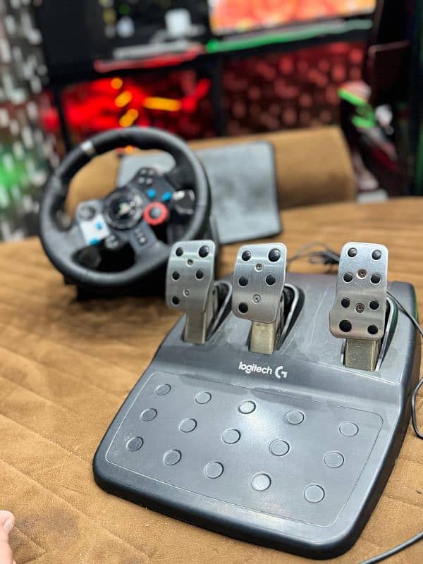 Logitech g29 with gear box / complete box 2