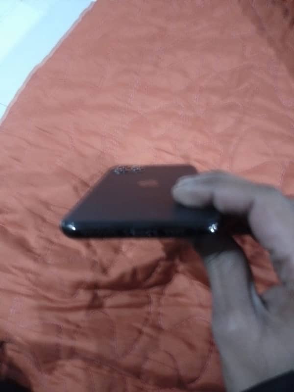 Iphone 11promax Non Pta factory unlock 4