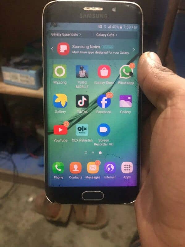 Samsung Galaxy s6Edge hai pta hai no box panel damage hai 3