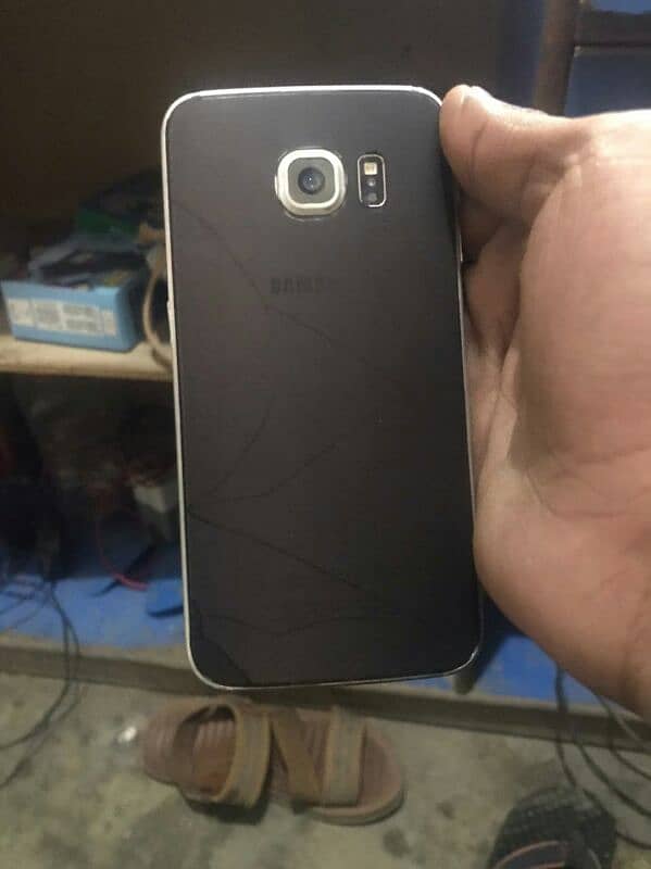 Samsung Galaxy s6Edge hai pta hai no box panel damage hai 4