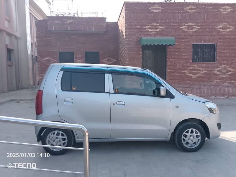 Suzuki Wagon R 2022 4