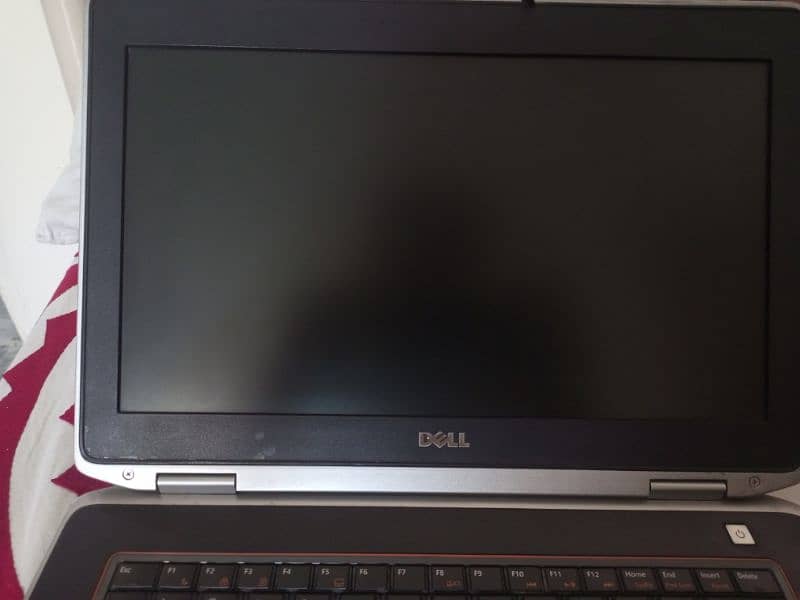 Dell Laptop Sale out Core I. 5 With Charger Bettery Nai He. 8