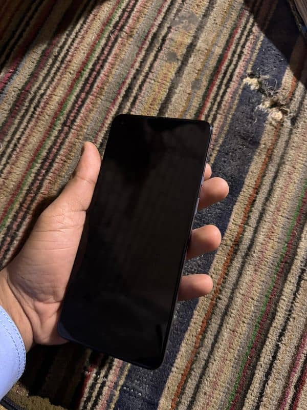 one plus 9   (8/10 condition) 4