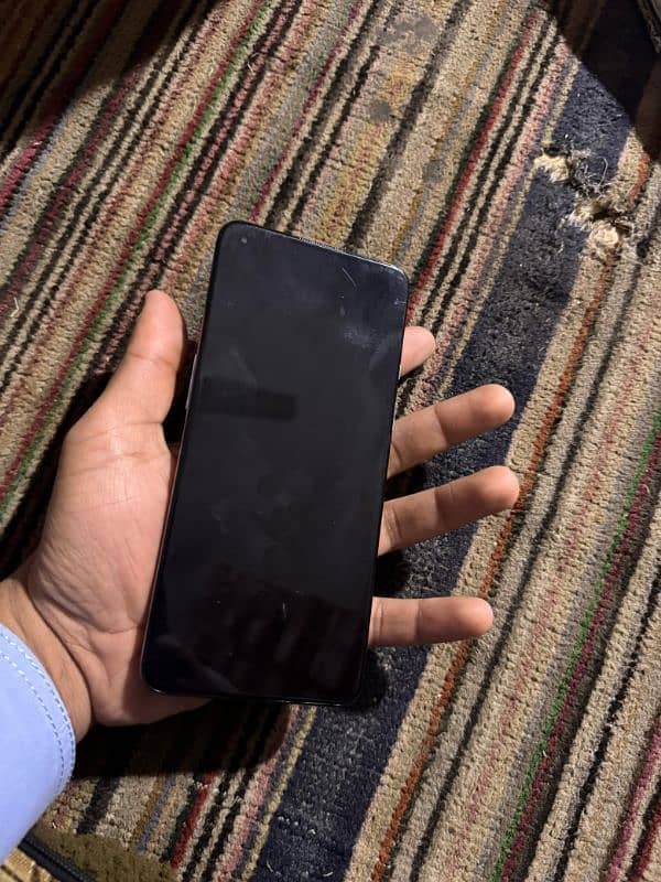 one plus 9   (8/10 condition) 5