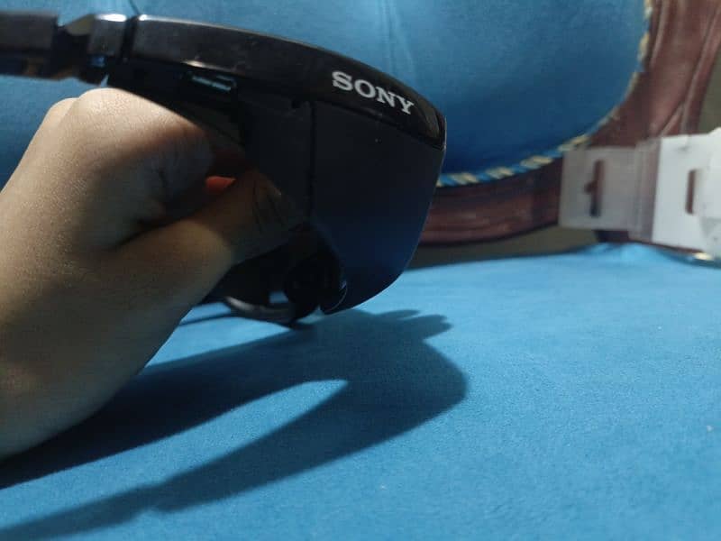 SONY BRAVIA TDG-BR250 3D GLASSES. 2