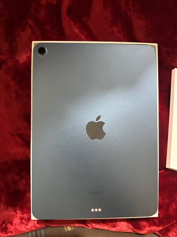 ipad air 5th gen 64 gb with apple pencil 2nd gen and blue cover 1