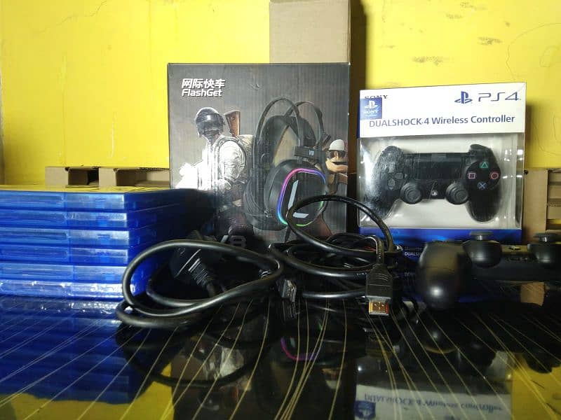 Game PS4 pro 1tb for urgent sale brand new 0