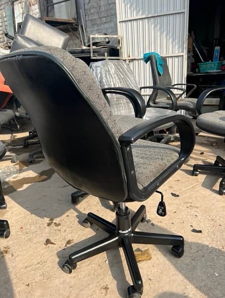 Branded Used Chairester office Chairs at Amazing Prices 2