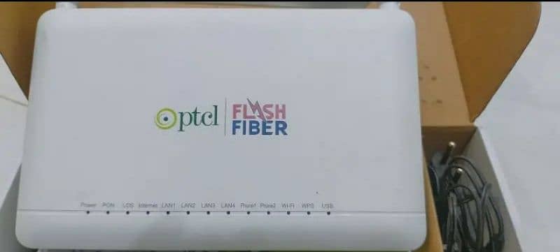 PTCL Flashfiber Device with Adopter 2