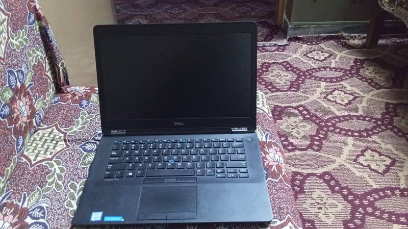 Dell latitude E7470 0