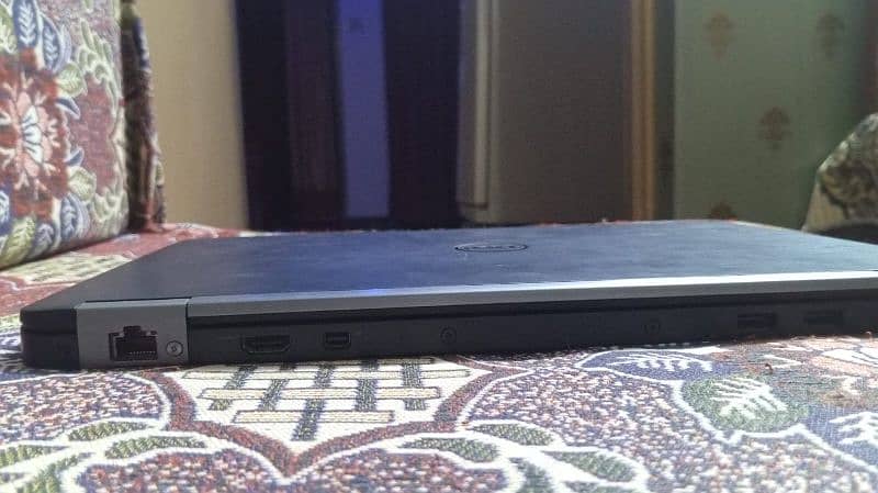 Dell latitude E7470 2