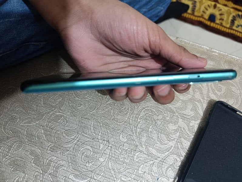 One plus 8t 47k urgent sale 3