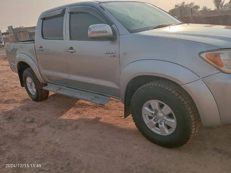 Toyota Hilux Vigo 2011 4