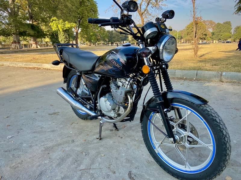 Suzuki 150 SE 2020 1