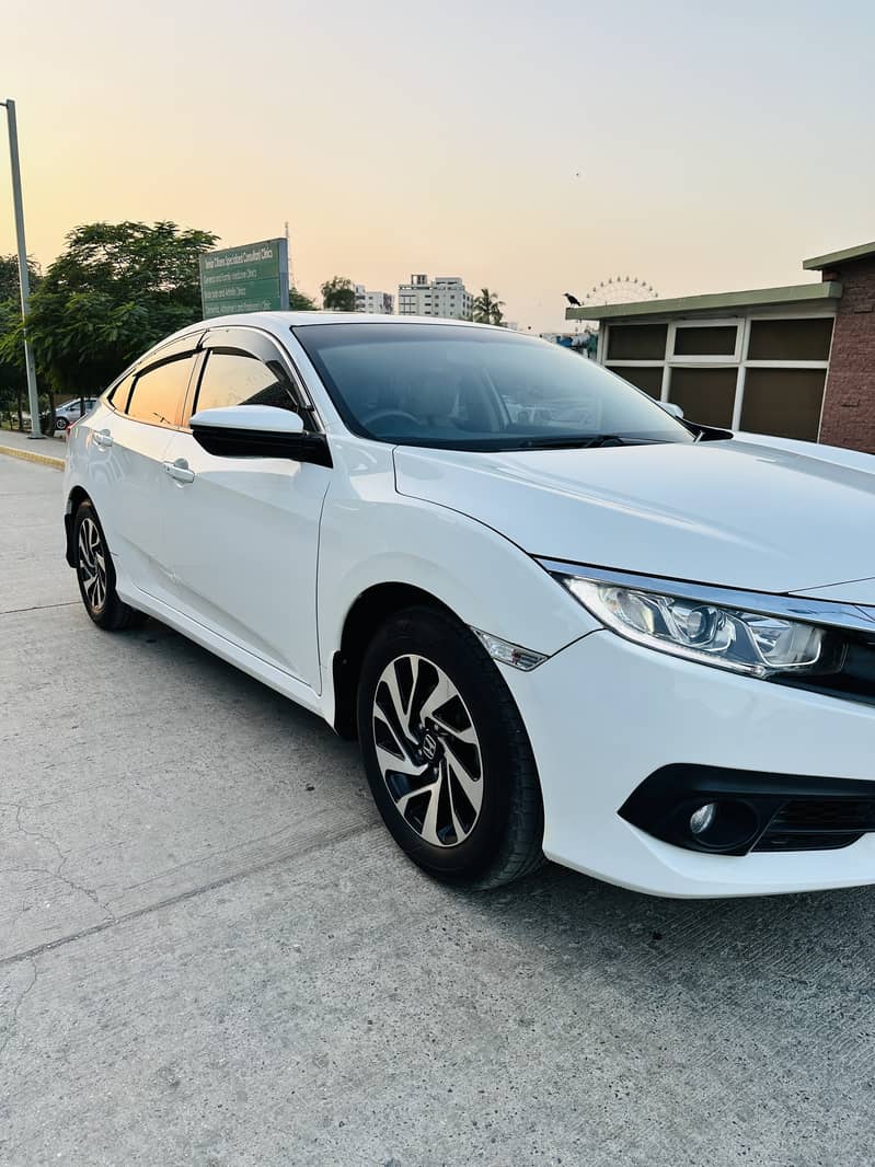 Honda Civic Oriel 2018 3