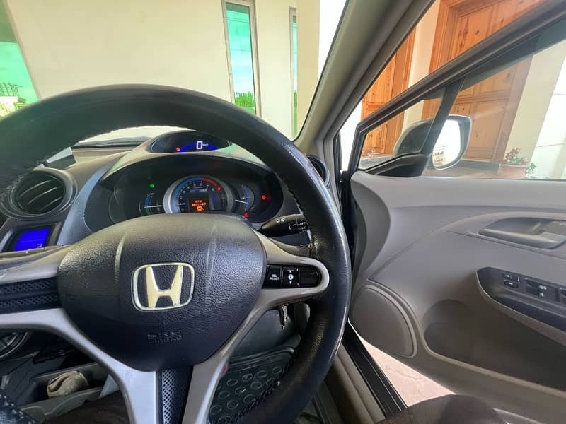 * *HONDA INSIGHT 2010 MODEL  IMPORT 2014 13