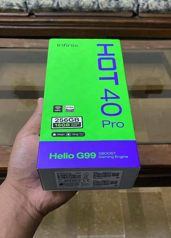 Infinix Hot 40 Pro 4