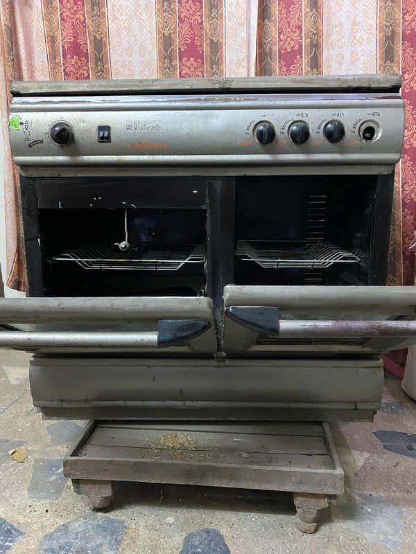 cooking range available 2