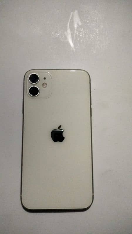 iphone 11 10/10 condition 1