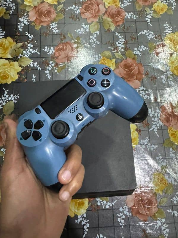 ps4 slim 500gb with 2 controllers 7