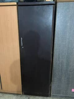 One door Almari for sale