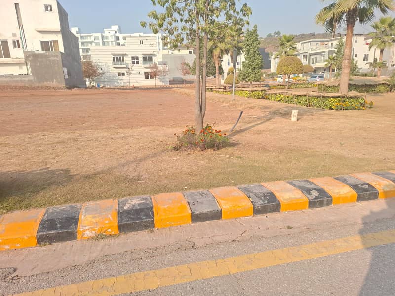 Commercial Plot For Sale in Aghosh Phase 01 Islamabad at investor Price 1