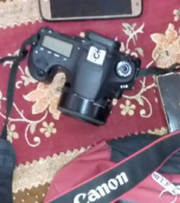 dslr camra 60D only body 0