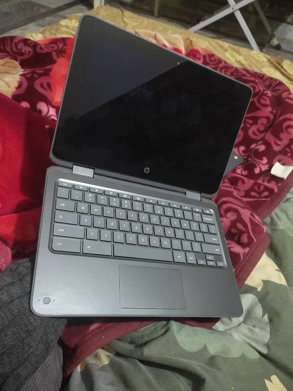 2027 updates HP Chromebook x360 touchscreen 4/32 0