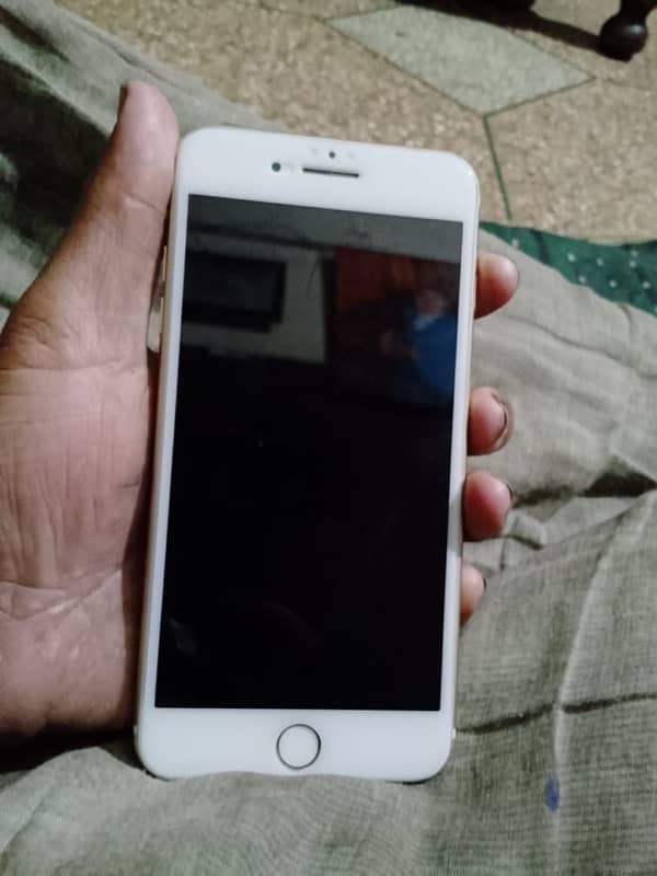 I phone 7 plus Forsale 4