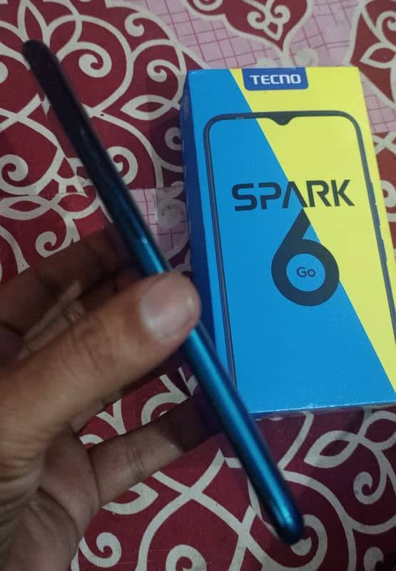 Tecno Spark 6 Go 2/32 GB For sale with original box 3